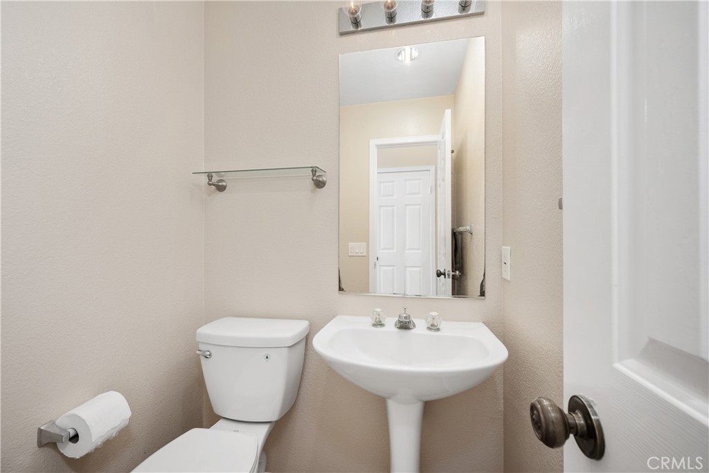 Murrieta, California, 92562, United States, 4 Bedrooms Bedrooms, ,3 BathroomsBathrooms,Residential,For Sale,1891576