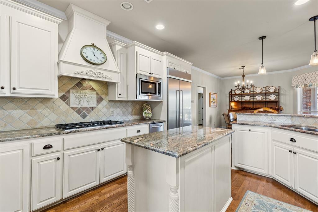 Waco, Texas, 76708, United States, 4 Bedrooms Bedrooms, ,4 BathroomsBathrooms,Residential,For Sale,1989175