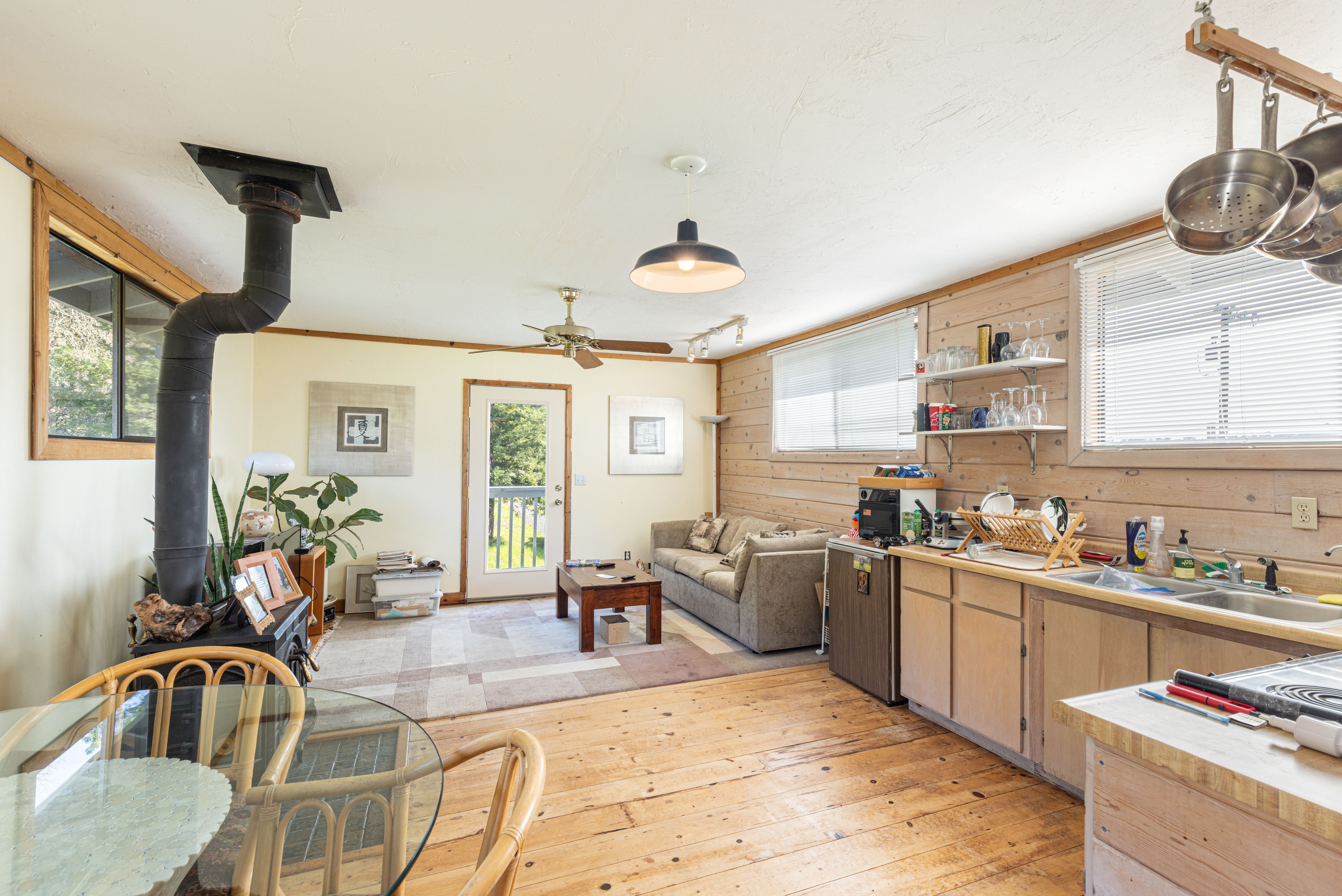  Mid-Century Contemporary Gem on 33 Acres - 物件實景