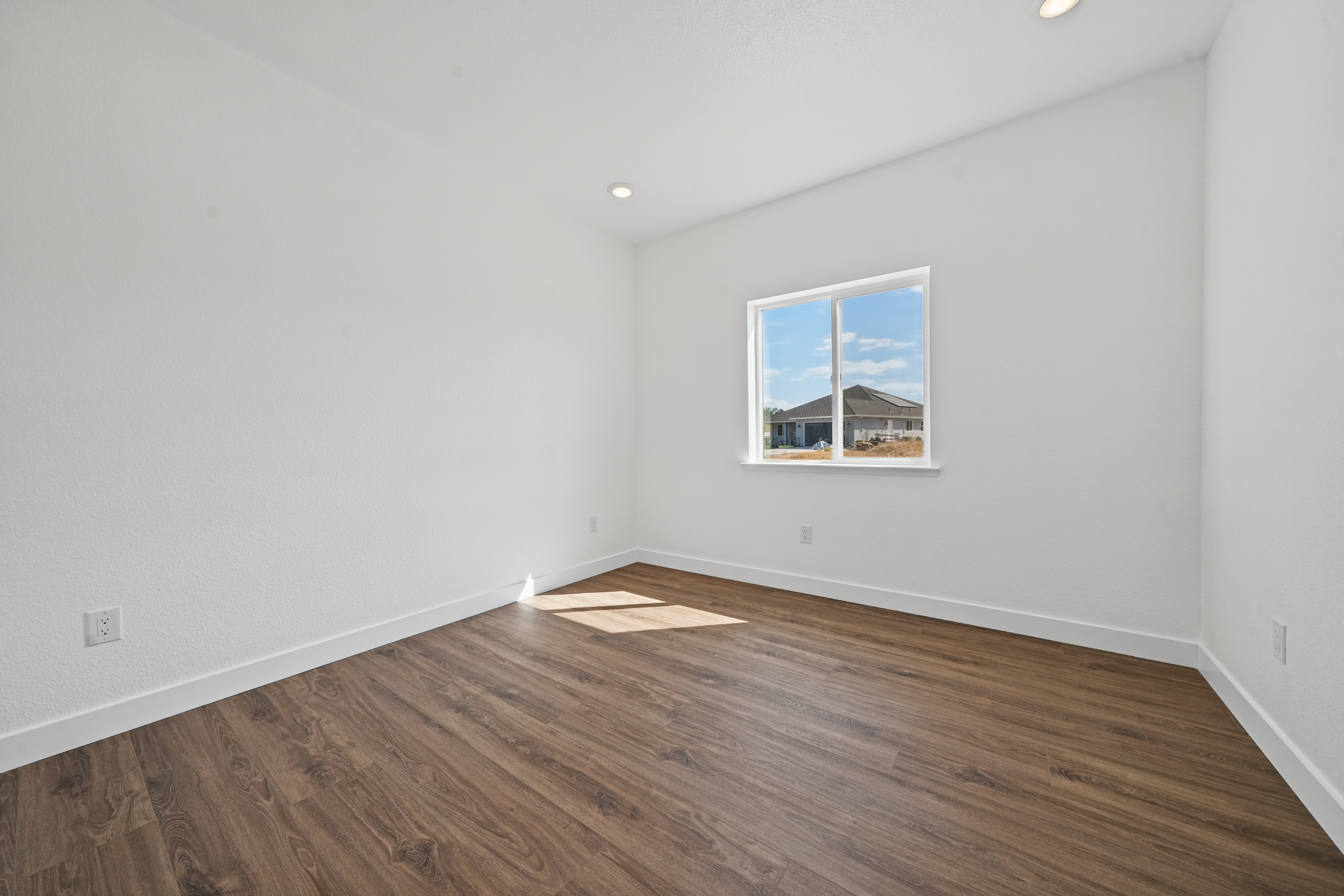  1986 Village Drive, Ione, CA 95640 - 物件實景