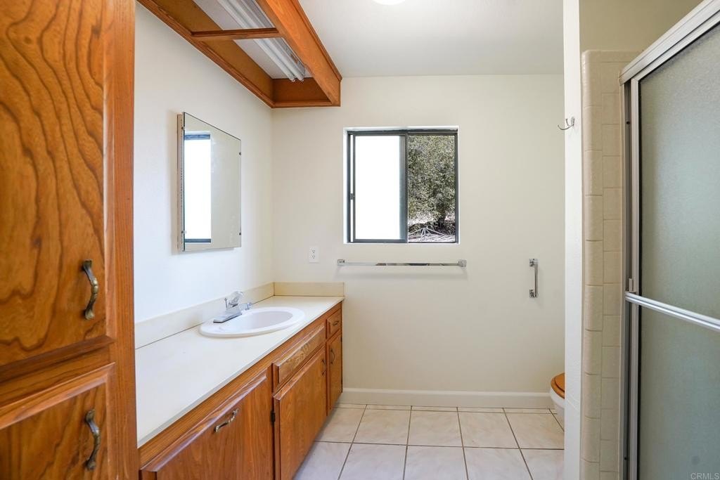 Ramona, California, 92065, United States, 5 Bedrooms Bedrooms, ,4 BathroomsBathrooms,Residential,For Sale,1766816