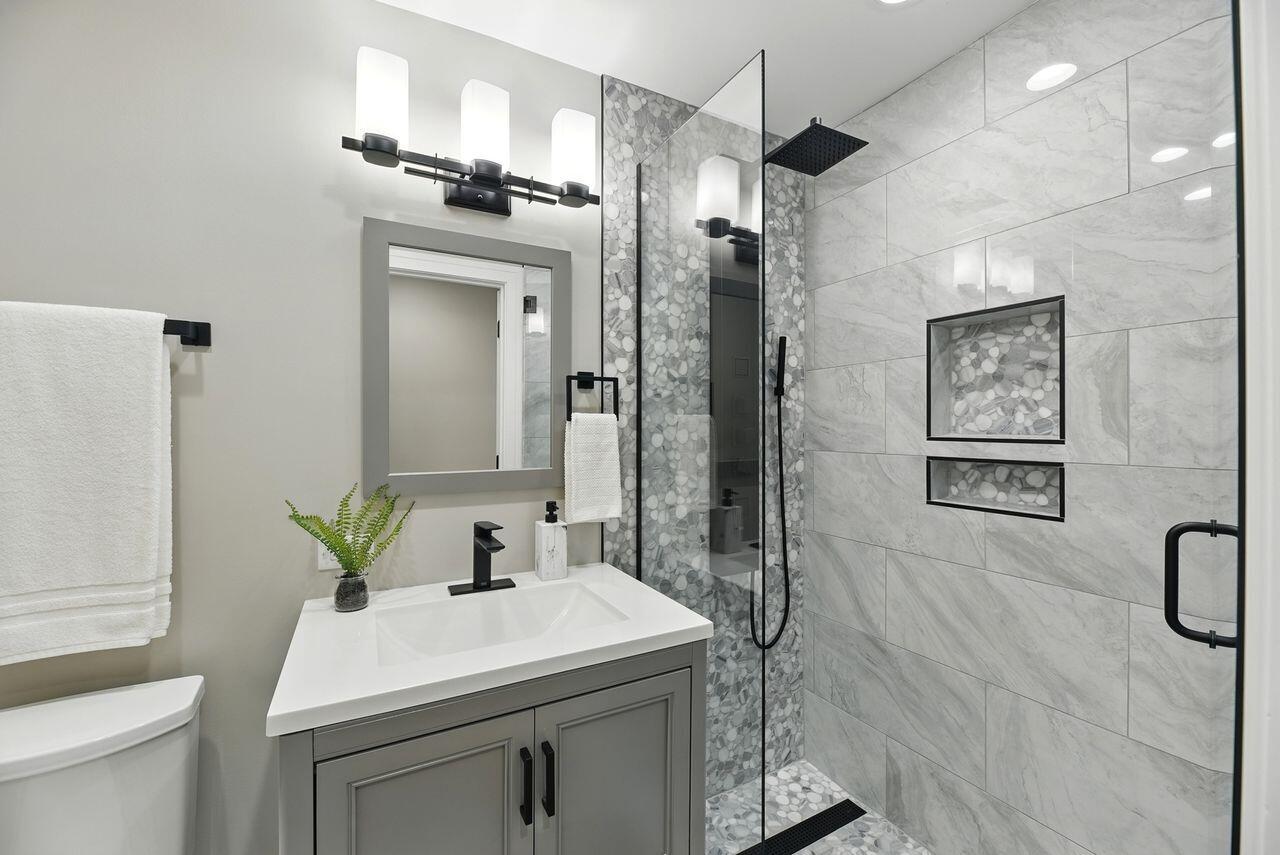 New Buffalo, Michigan, 49117, United States, 4 Bedrooms Bedrooms, ,3 BathroomsBathrooms,Residential,For Sale,1992031