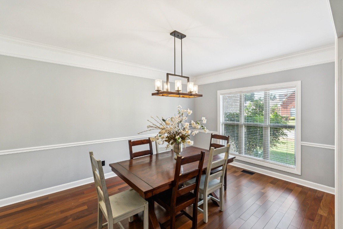 Nashville, Tennessee, 37221, United States, 4 Bedrooms Bedrooms, ,4 BathroomsBathrooms,Residential,For Sale,1940986