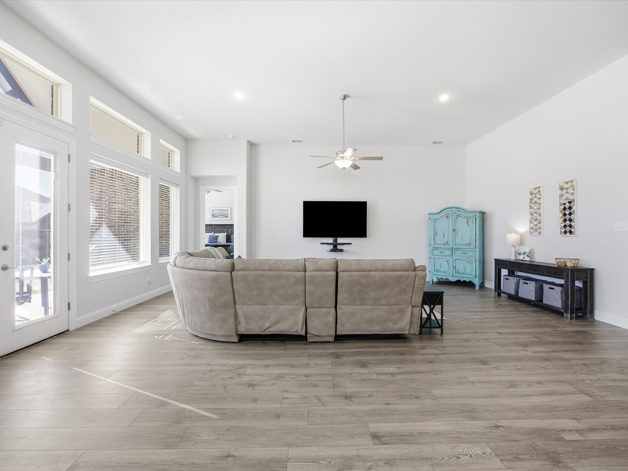 Celina, Texas, 75009, United States, 4 Bedrooms Bedrooms, ,3 BathroomsBathrooms,Residential,For Sale,1988975