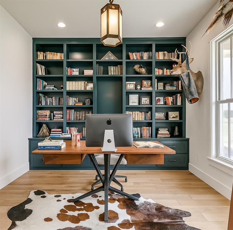 Piedmont, Oklahoma, 73078, United States, 4 Bedrooms Bedrooms, ,6 BathroomsBathrooms,Residential,For Sale,1974155