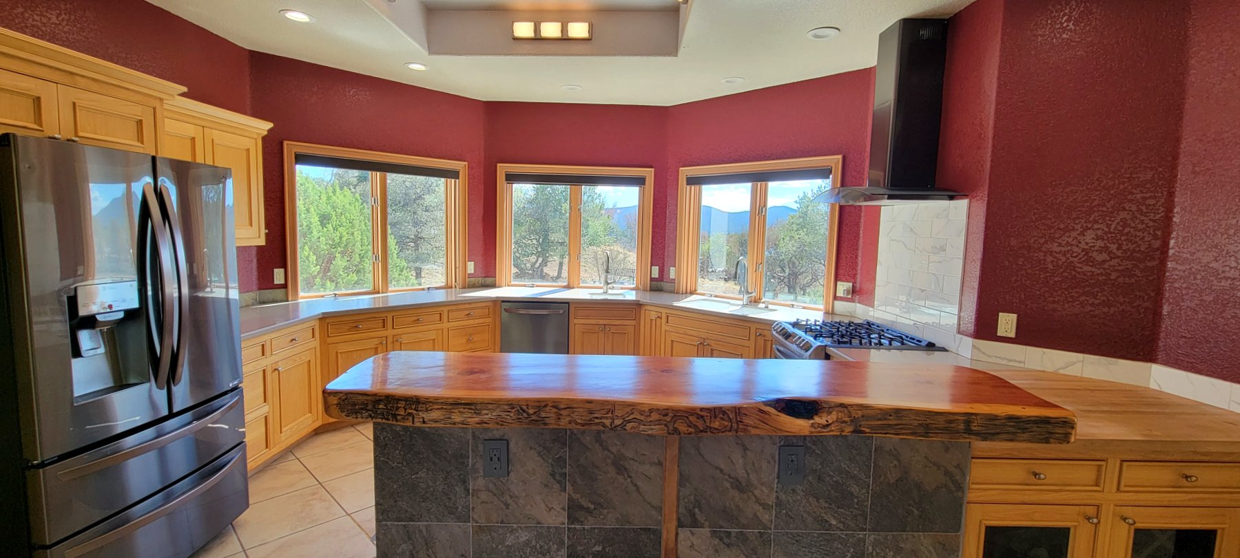 Silver City, New Mexico, 88061, United States, 4 Bedrooms Bedrooms, ,5 BathroomsBathrooms,Residential,For Sale,1973737