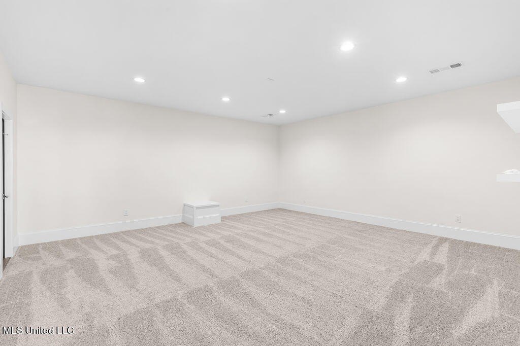 Gulfport, Mississippi, 39501, United States, 4 Bedrooms Bedrooms, ,3 BathroomsBathrooms,Residential,For Sale,1974056