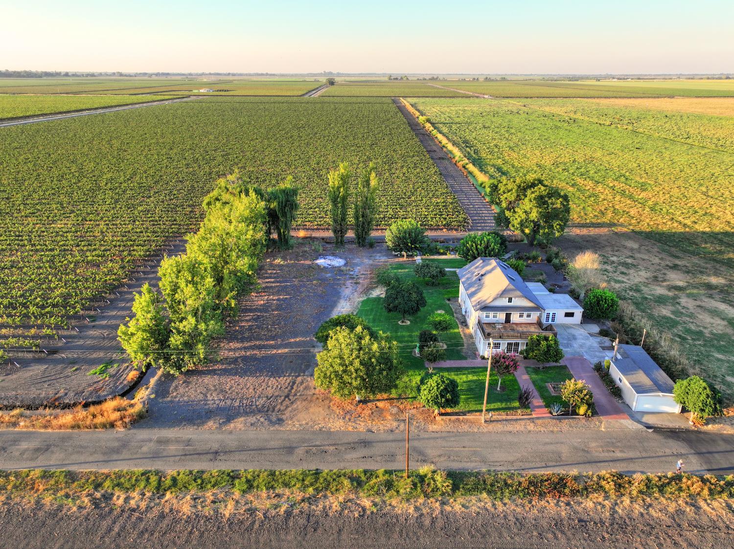 Walnut Grove, California, 95690, United States, 5 Bedrooms Bedrooms, ,3 BathroomsBathrooms,Residential,For Sale,1957042