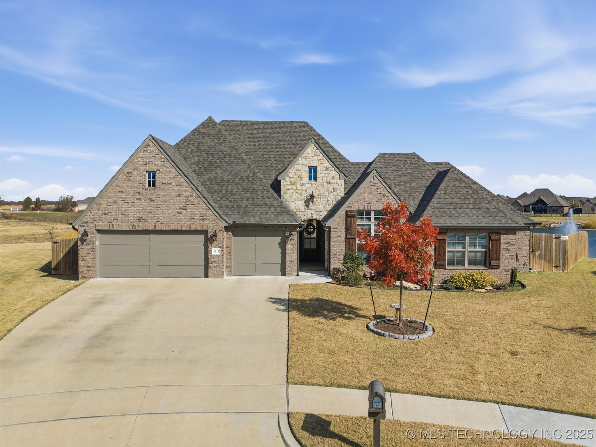 Broken Arrow, Oklahoma, 74014, United States, 4 Bedrooms Bedrooms, ,3 BathroomsBathrooms,Residential,For Sale,1992864