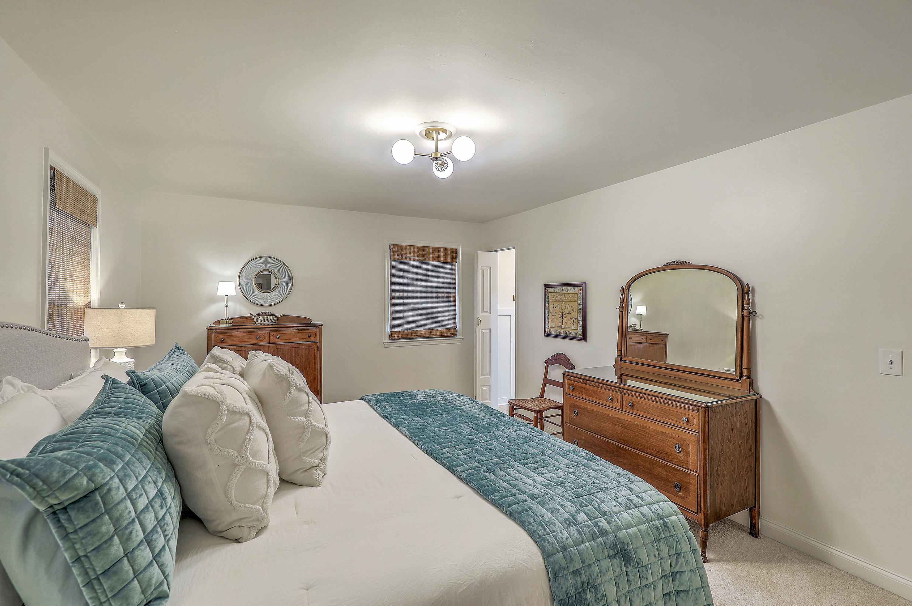 Summerville, South Carolina, 29485, United States, 4 Bedrooms Bedrooms, ,3 BathroomsBathrooms,Residential,For Sale,1922854