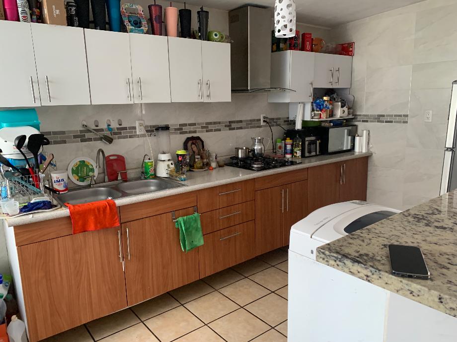 Azcapotzalco, Ciudad de México, 02459, Mexico, 4 Bedrooms Bedrooms, ,2 BathroomsBathrooms,Residential,For Sale,1779305