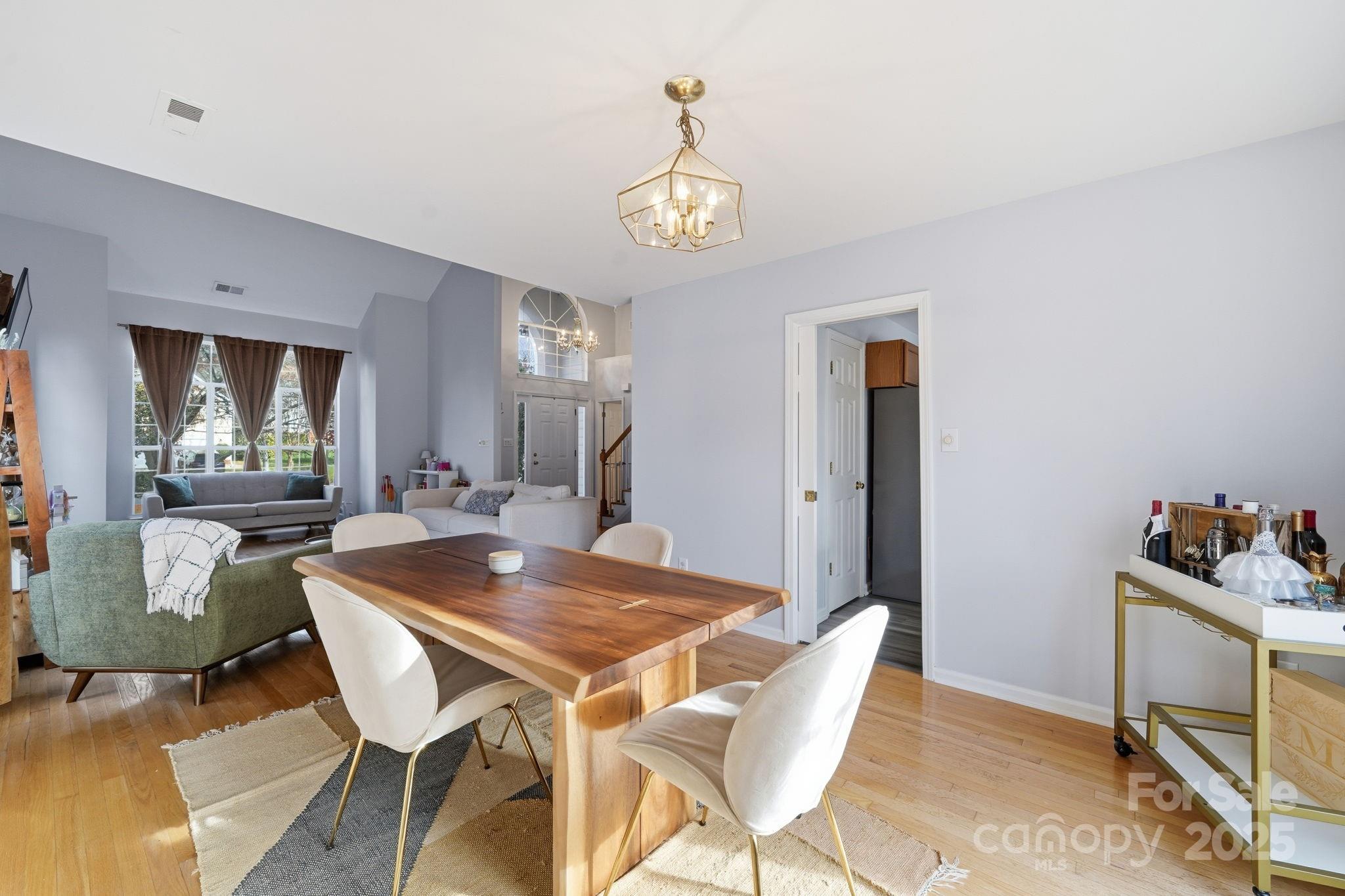 Charlotte, North Carolina, 28210, United States, 4 Bedrooms Bedrooms, ,3 BathroomsBathrooms,Residential,For Sale,2002030