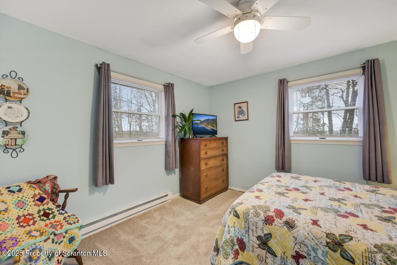 Moscow, Pennsylvania, 18444, United States, 4 Bedrooms Bedrooms, ,3 BathroomsBathrooms,Residential,For Sale,1999733