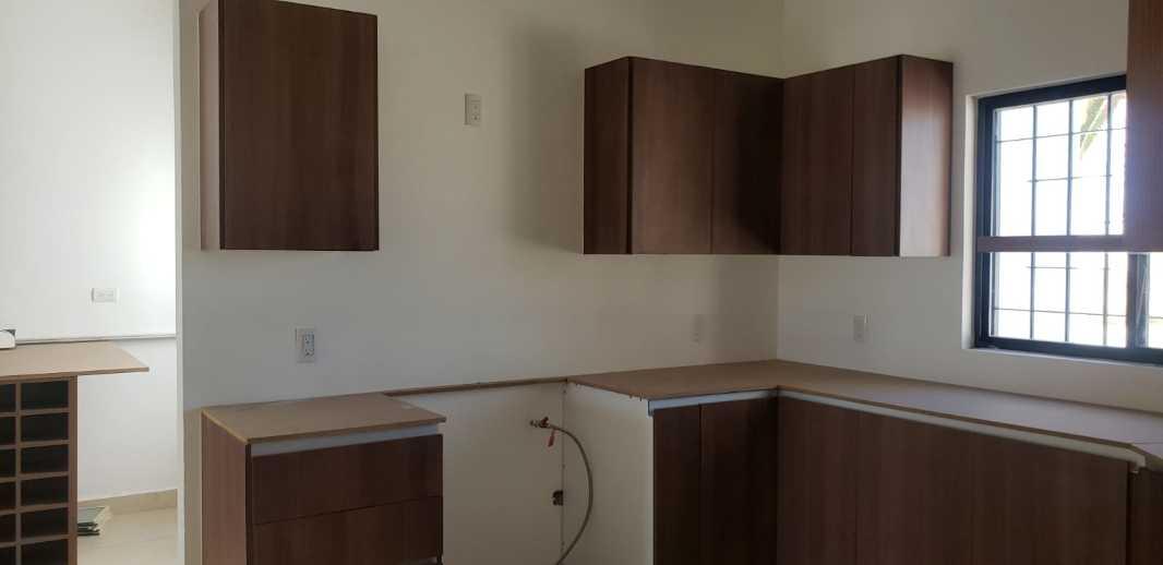 CERRADA DE LA INDIA, Torreón, Coahuila de Zaragoza, 27400, Mexico, 3 Bedrooms Bedrooms, ,3 BathroomsBathrooms,Residential,For Sale,CERRADA DE LA INDIA,1233740
