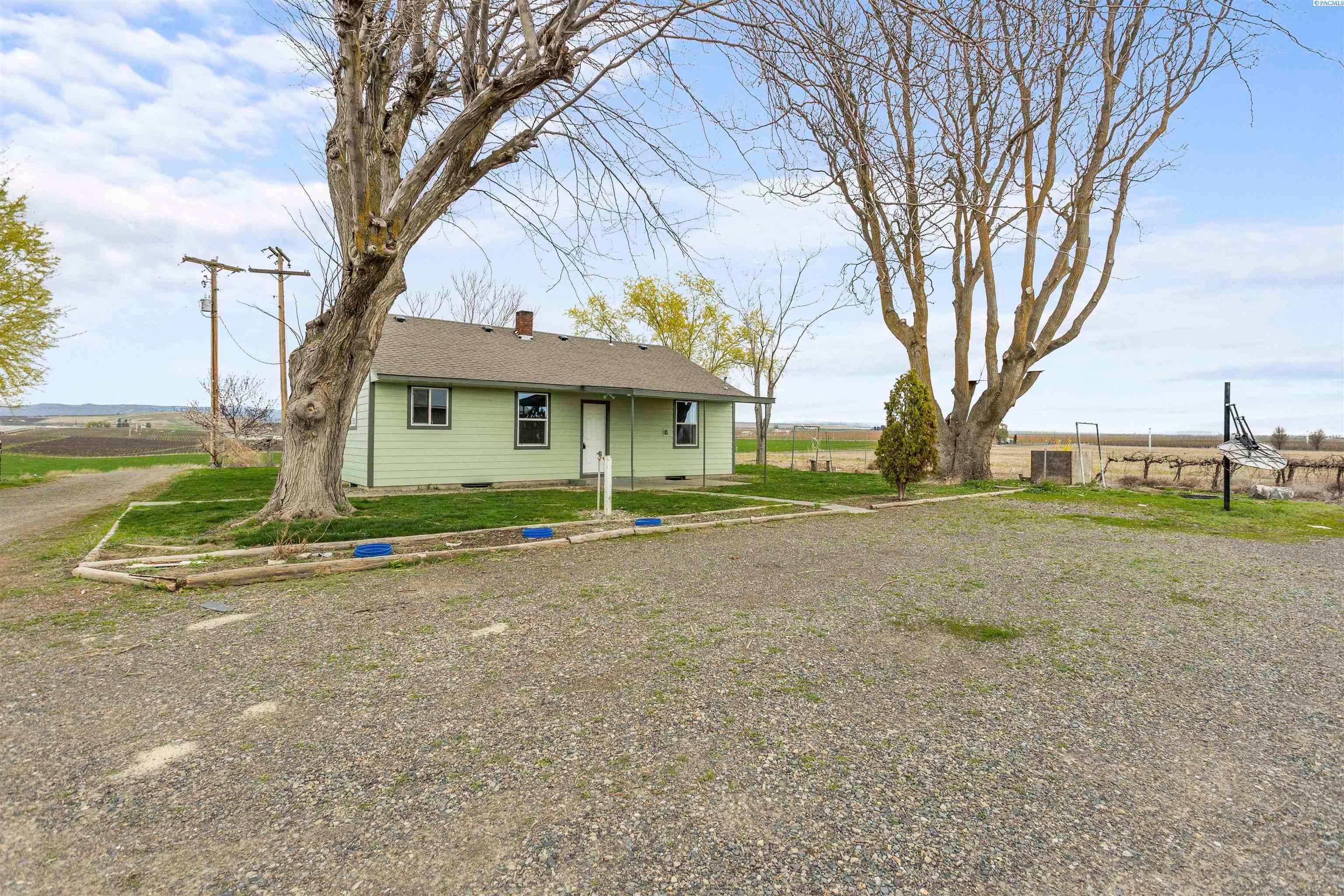 Prosser, Washington, 99350, United States, ,Residential,For Sale,1979081