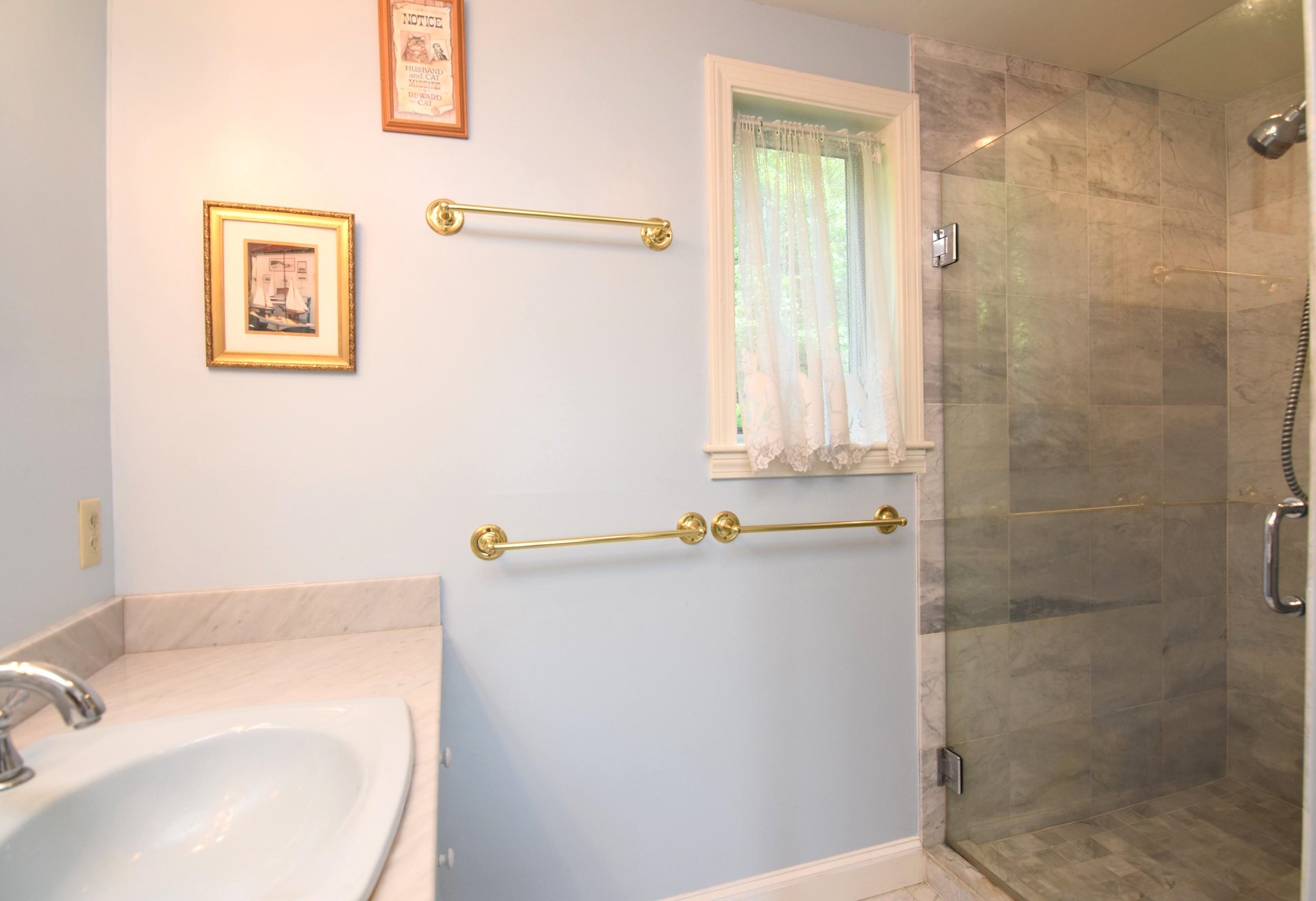Newport, New Hampshire, 03773, United States, 4 Bedrooms Bedrooms, ,2 BathroomsBathrooms,Residential,For Sale,1891399