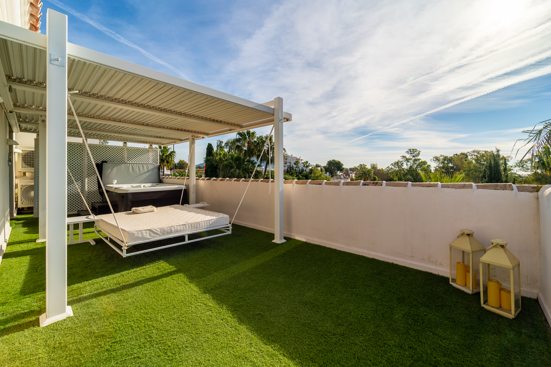  Villa with independent apartment in Nueva Milla de Oro, Estepona - 物件實景