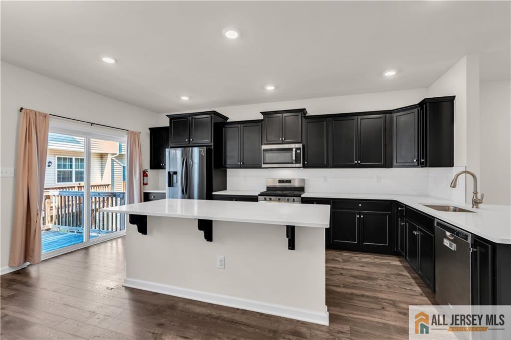 Jamesburg, New Jersey, 08831, United States, 3 Bedrooms Bedrooms, ,4 BathroomsBathrooms,Residential,For Sale,1987918