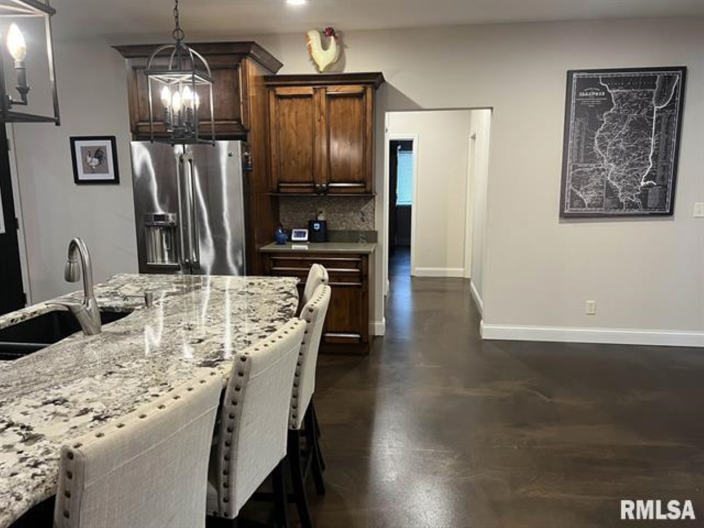 Cobden, Illinois, 62920, United States, 2 Bedrooms Bedrooms, ,2 BathroomsBathrooms,Residential,For Sale,2009270