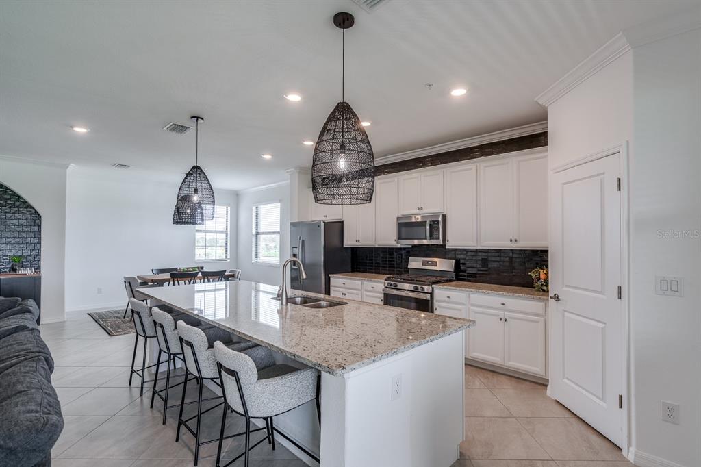 Bradenton, Florida, 34211, United States, 3 Bedrooms Bedrooms, ,2 BathroomsBathrooms,Residential,For Sale,1967780