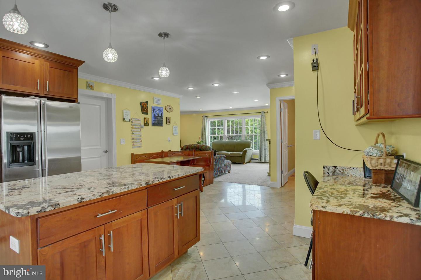 Big Pool, Maryland, 21711, United States, 5 Bedrooms Bedrooms, ,4 BathroomsBathrooms,Residential,For Sale,1897017