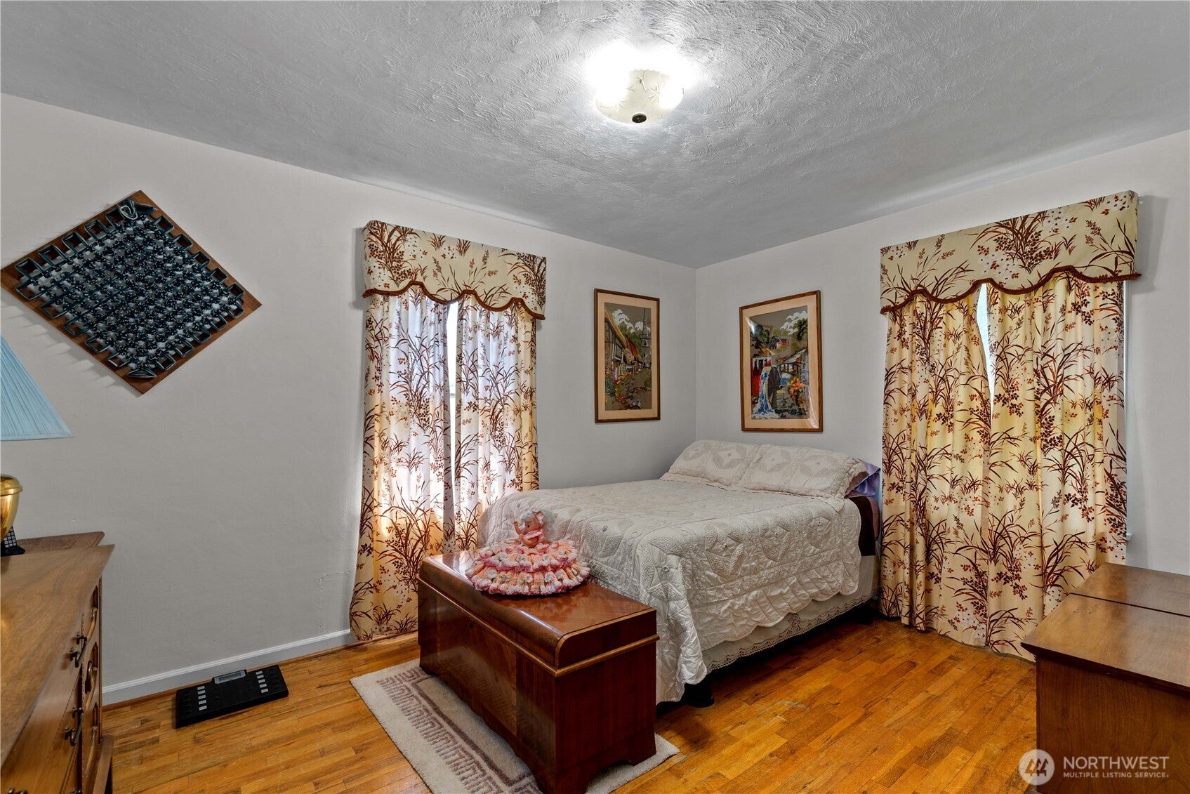East Wenatchee, Washington, 98802, United States, 3 Bedrooms Bedrooms, ,1 BathroomBathrooms,Residential,For Sale,1890394