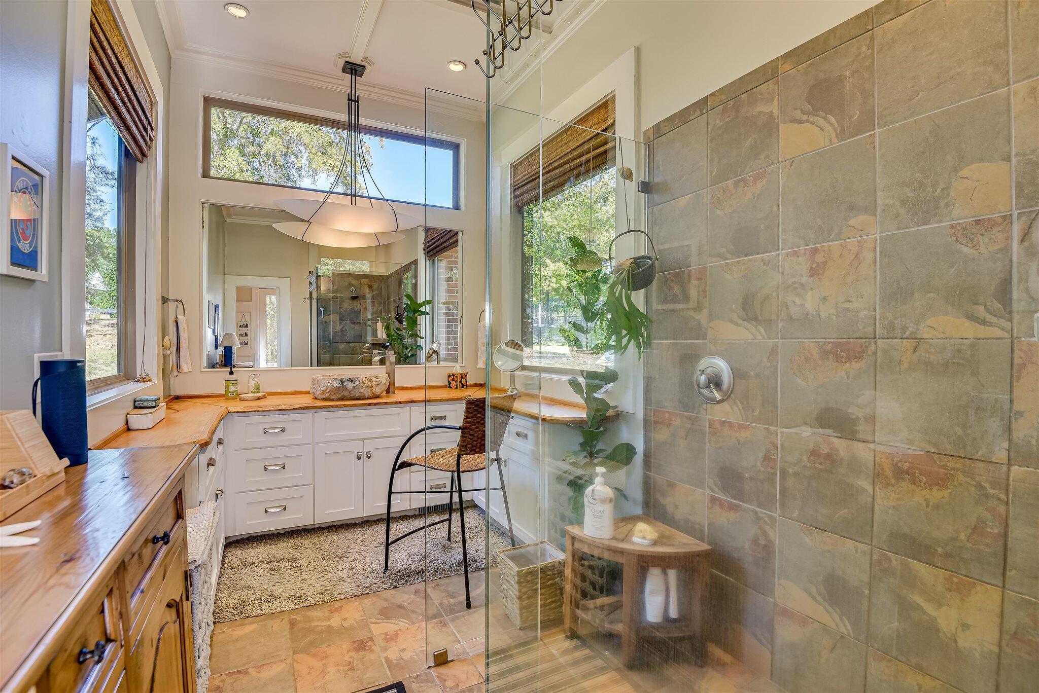 Aiken, South Carolina, 29803, United States, 2 Bedrooms Bedrooms, ,1 BathroomBathrooms,Residential,For Sale,1993088