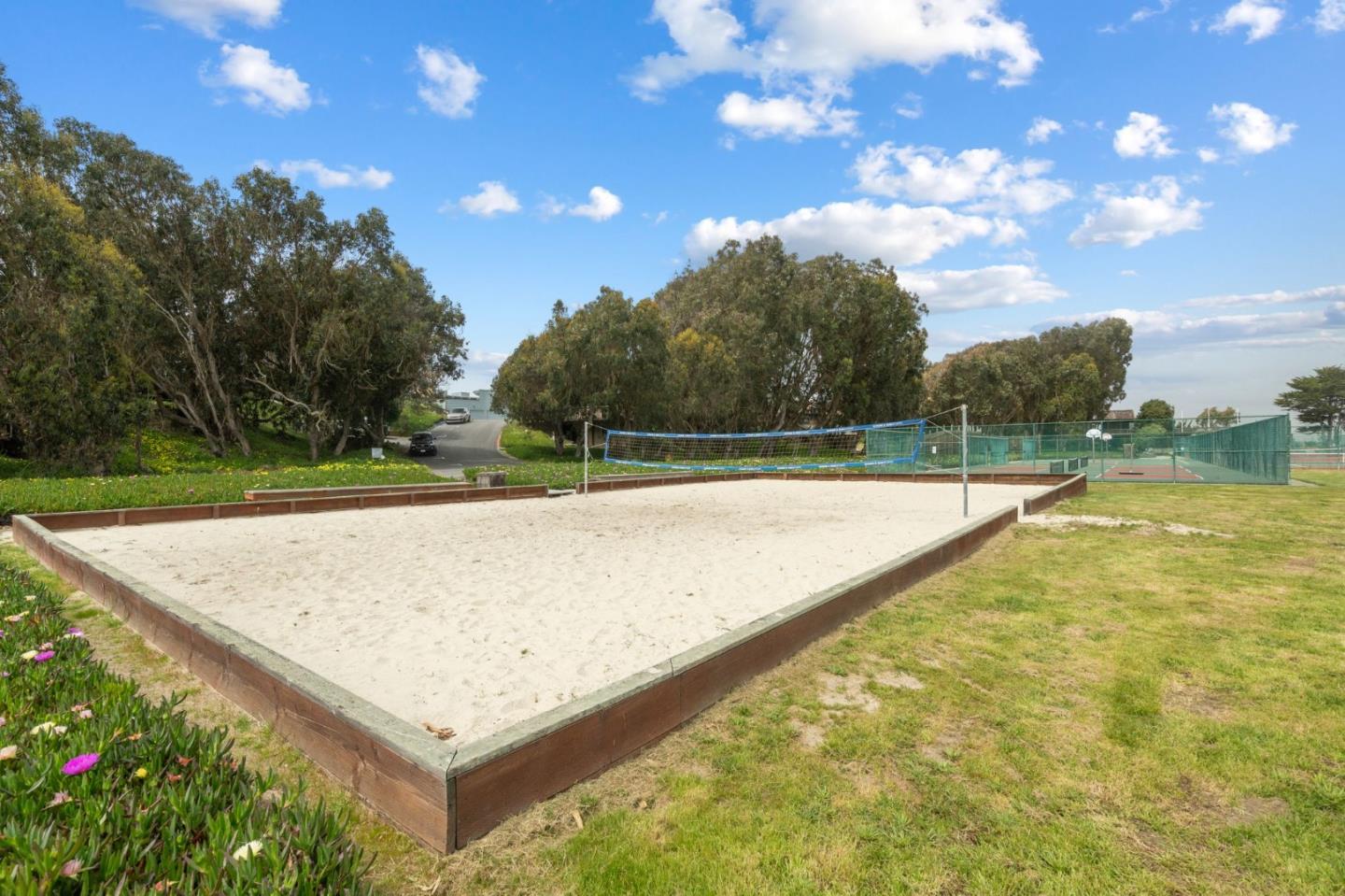 Watsonville, California, 95076, United States, 3 Bedrooms Bedrooms, ,2 BathroomsBathrooms,Residential,For Sale,1901241