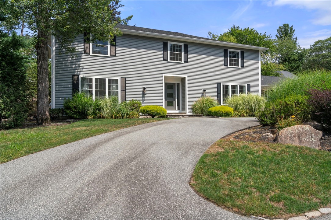 Cranston, Rhode Island, 02920, United States, 4 Bedrooms Bedrooms, ,5 BathroomsBathrooms,Residential,For Sale,1916755