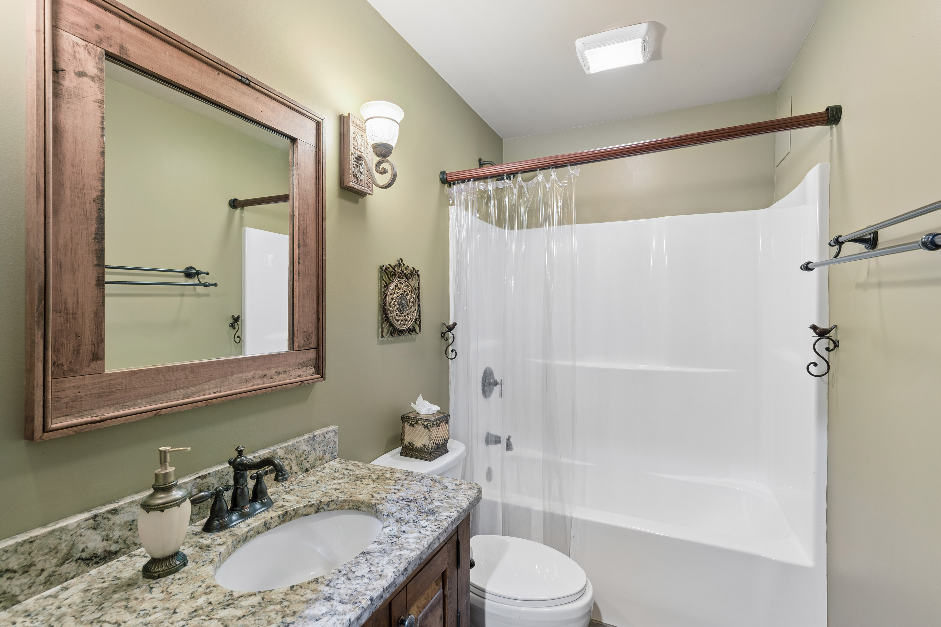  Exquisitely Renovated Home in Riverwood Community - 物件實景