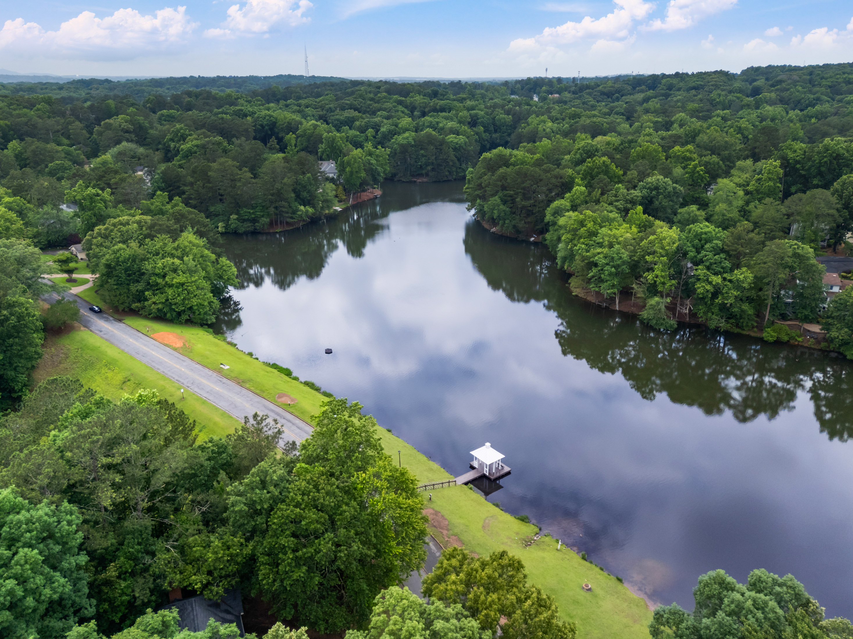  Beautifully Updated Brick Home on Quiet Cul-de-sac in Desirable Horseshoe Bend - 物件實景