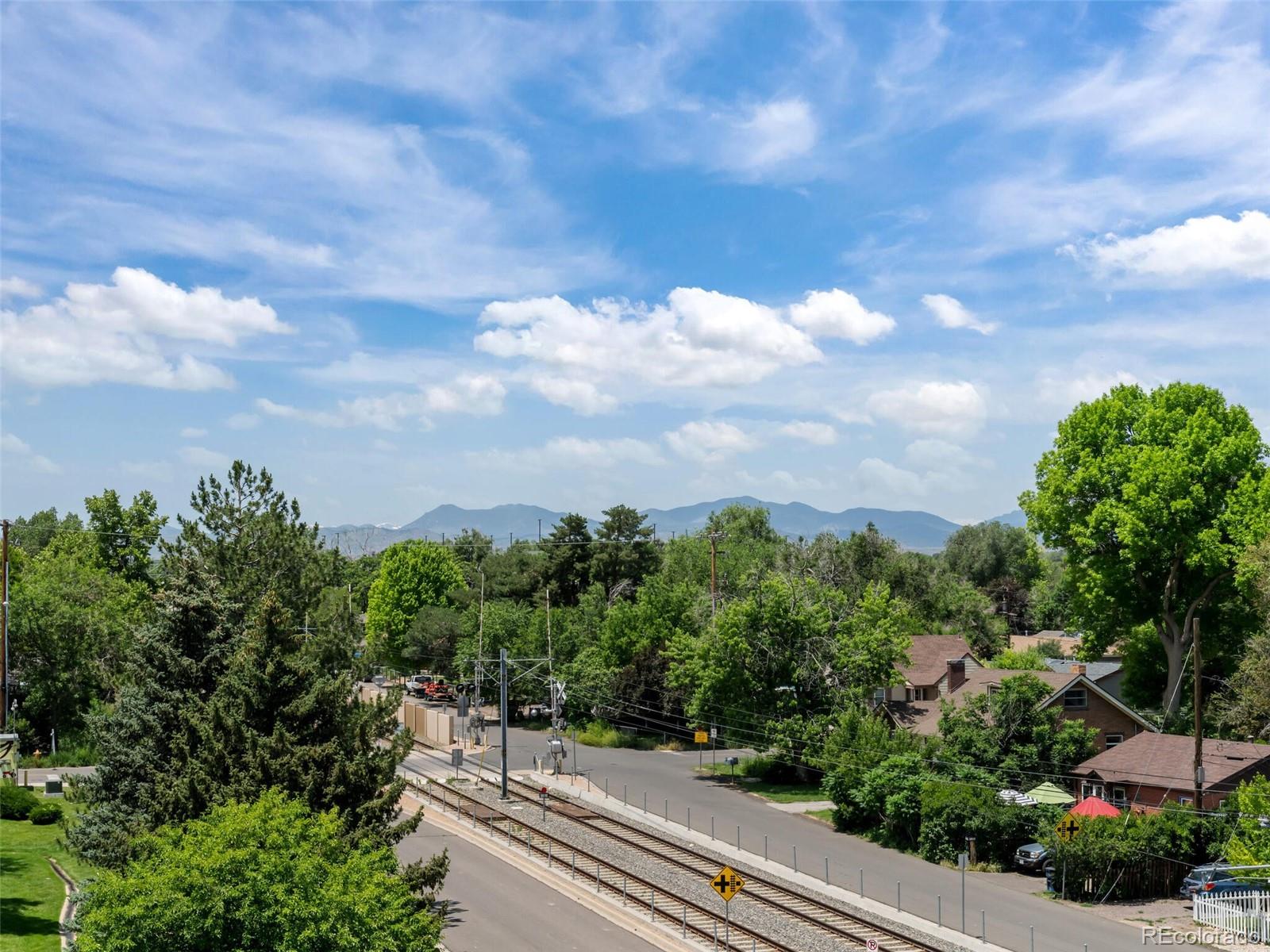 Lakewood, Colorado, 80214, United States, 3 Bedrooms Bedrooms, ,3 BathroomsBathrooms,Residential,For Sale,1866622