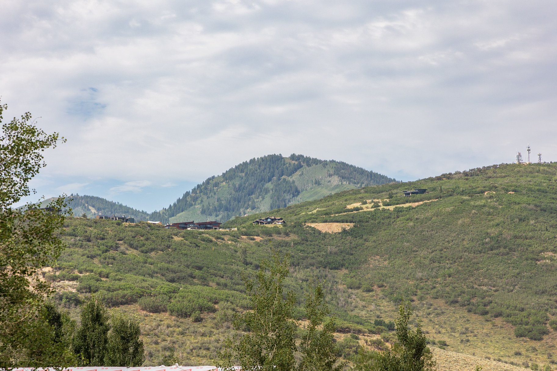  A Rare Old Ranch Road Homesite with Panoramic Ski Mountain Views - 物件實景