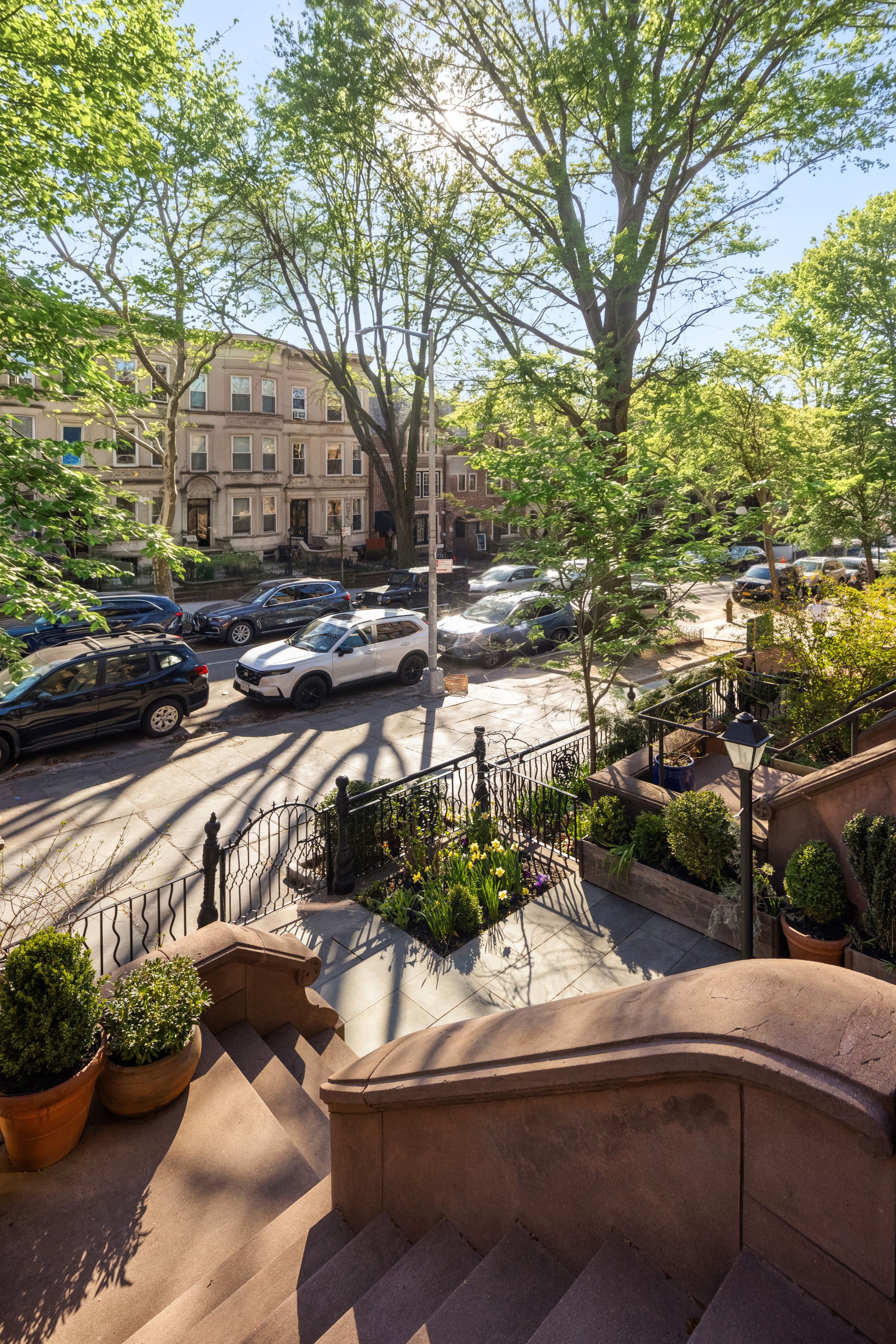  527 3rd Street - 物件實景