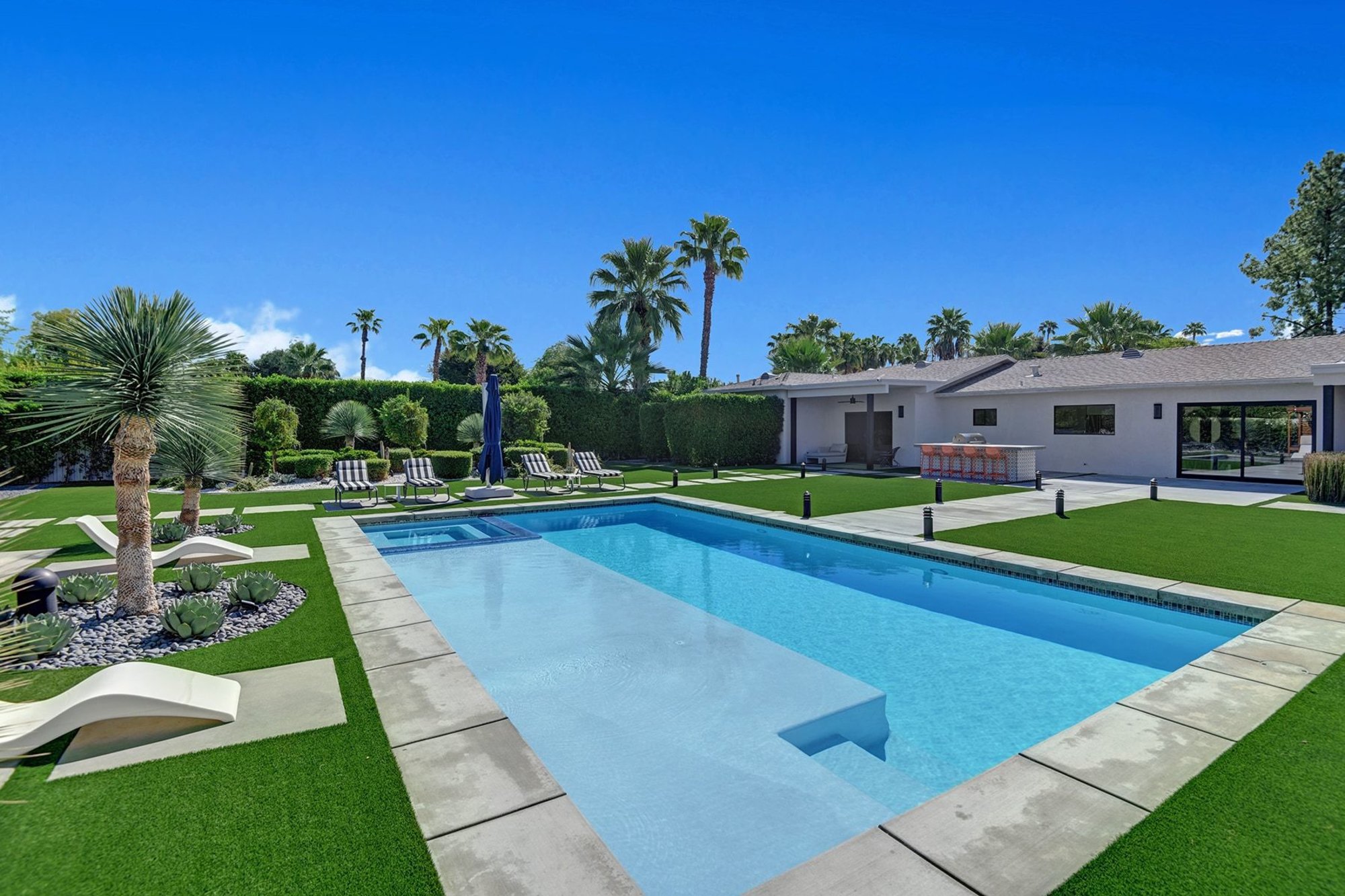  Rancho Mirage Reimagined Mid-Century Retreat an Expansive .43-Acre Lot - 物件實景