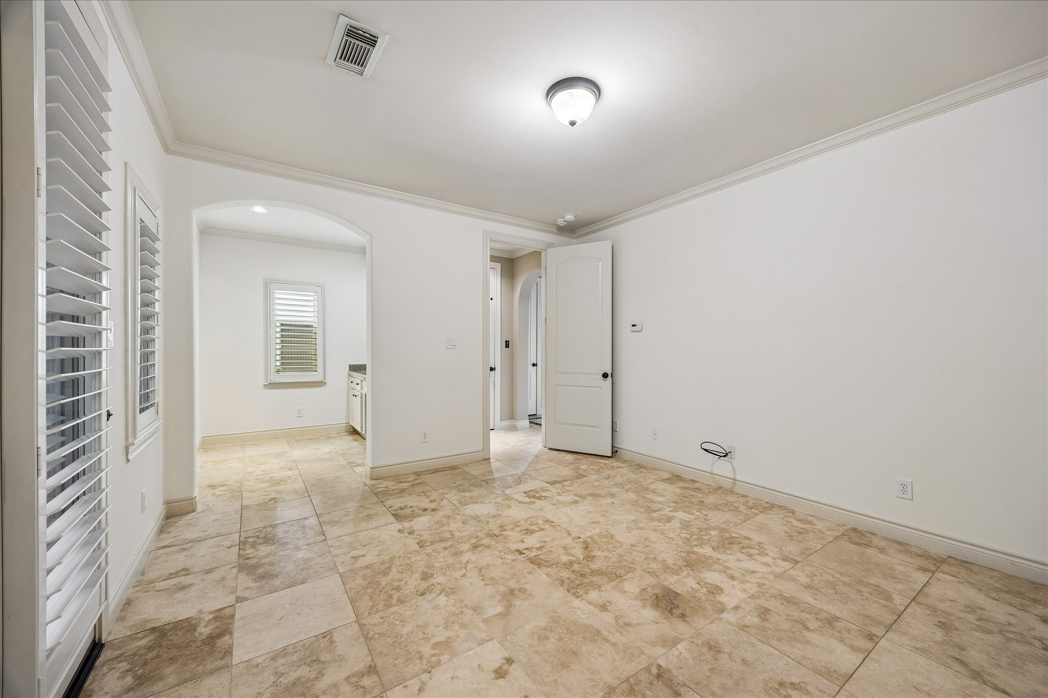  3120 Murworth Drive - 物件實景
