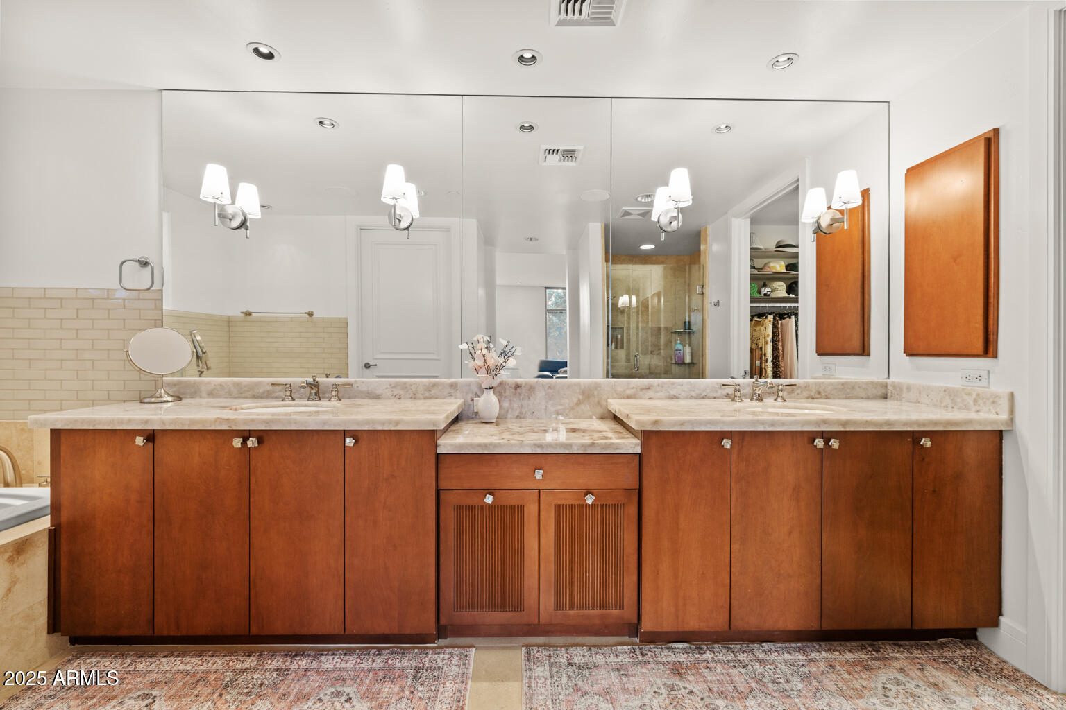 Phoenix, Arizona, 85016, United States, 2 Bedrooms Bedrooms, ,Residential,For Sale,1792869