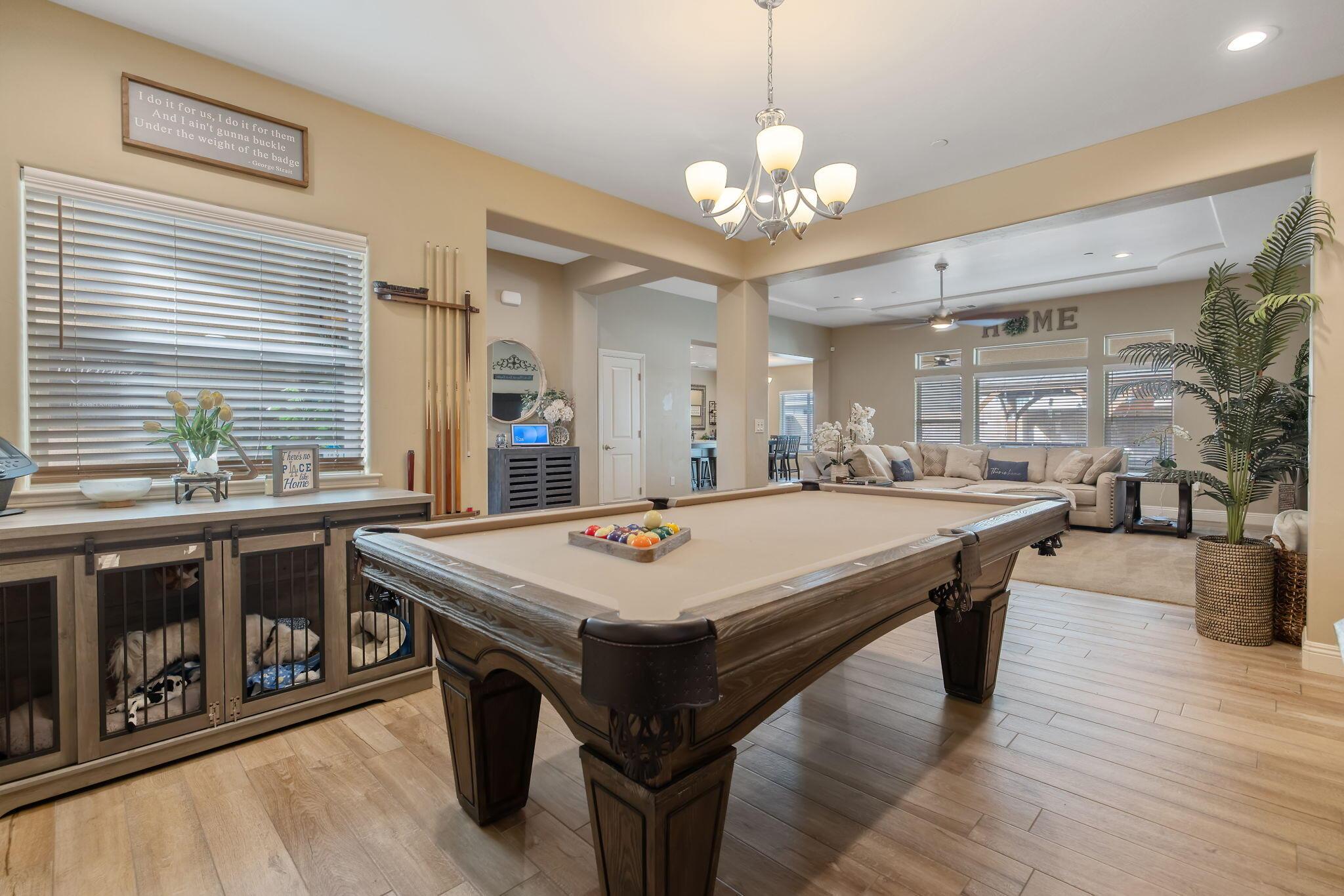 Visalia, California, 93292, United States, 4 Bedrooms Bedrooms, ,2 BathroomsBathrooms,Residential,For Sale,1995431