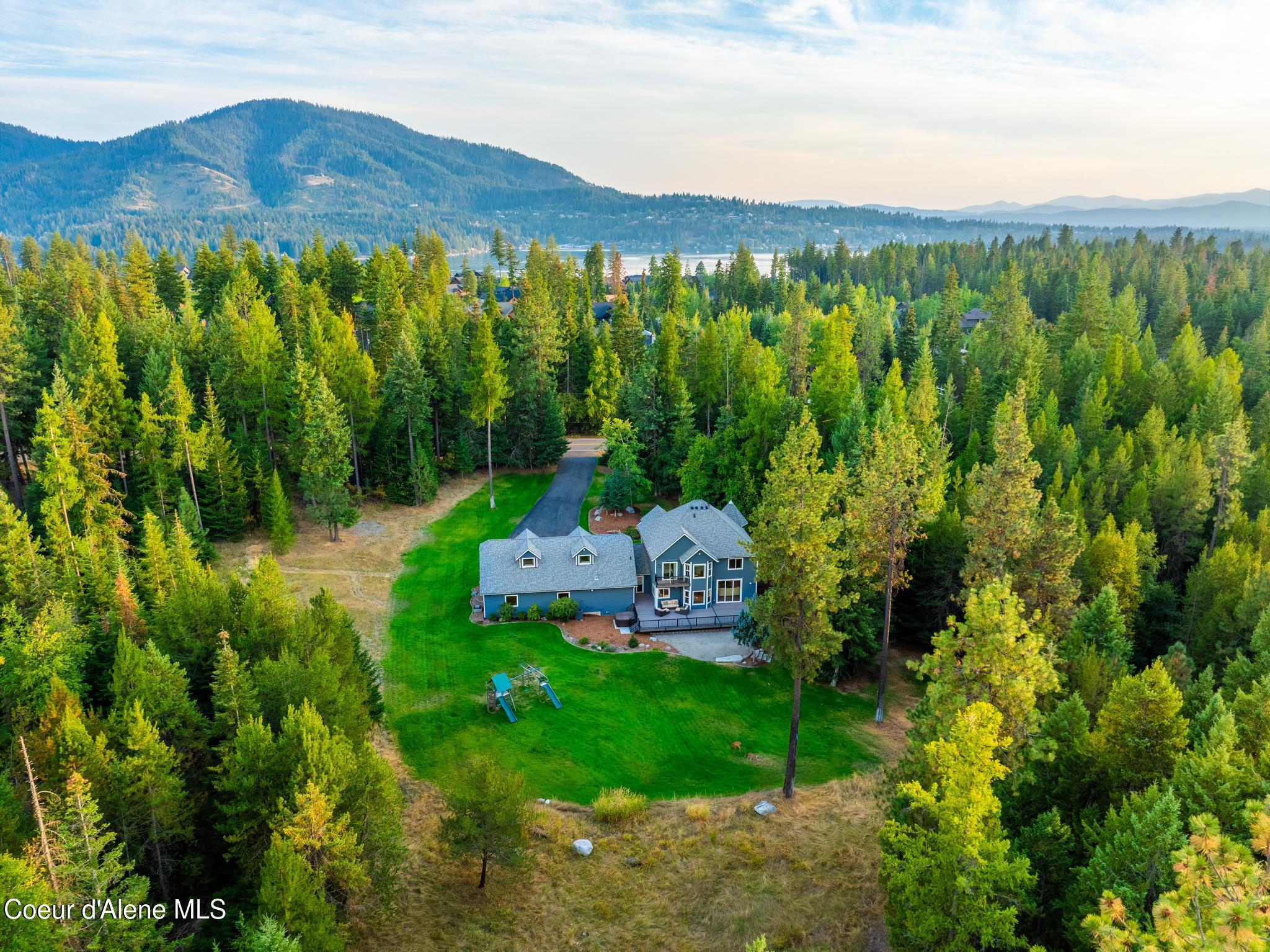 Hayden, Idaho, 83835, United States, 4 Bedrooms Bedrooms, ,2 BathroomsBathrooms,Residential,For Sale,1947116