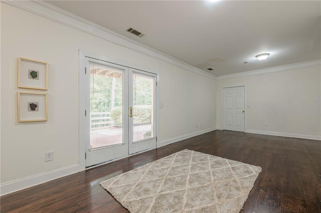 Cumming, Georgia, 30041, United States, 5 Bedrooms Bedrooms, ,5 BathroomsBathrooms,Residential,For Sale,1919838