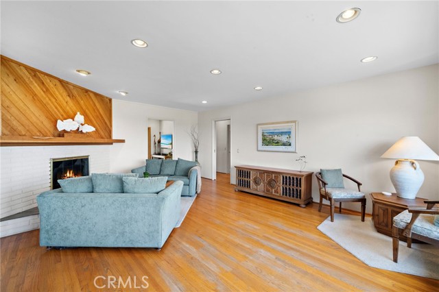 San Clemente, California, 92672, United States, 3 Bedrooms Bedrooms, ,2 BathroomsBathrooms,Residential,For Sale,1984253