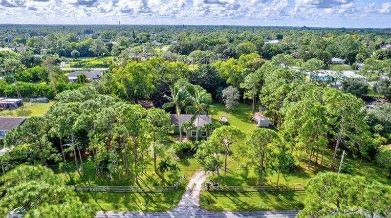 West Palm Beach, Florida, 33411, United States, 4 Bedrooms Bedrooms, ,2 BathroomsBathrooms,Residential,For Sale,1985075