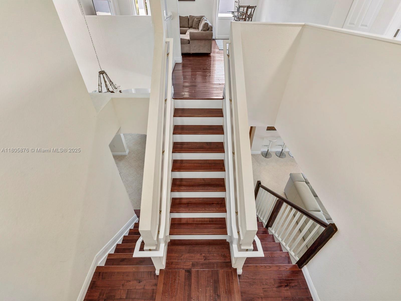 Weston, Florida, 33332, United States, 5 Bedrooms Bedrooms, ,5 BathroomsBathrooms,Residential,For Sale,1826480