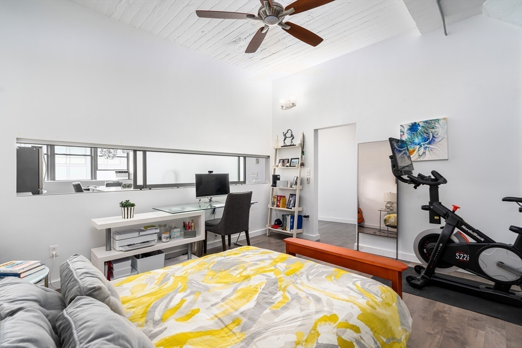 Somerville, Massachusetts, 02143, United States, 3 Bedrooms Bedrooms, ,2 BathroomsBathrooms,Residential,For Sale,1938826