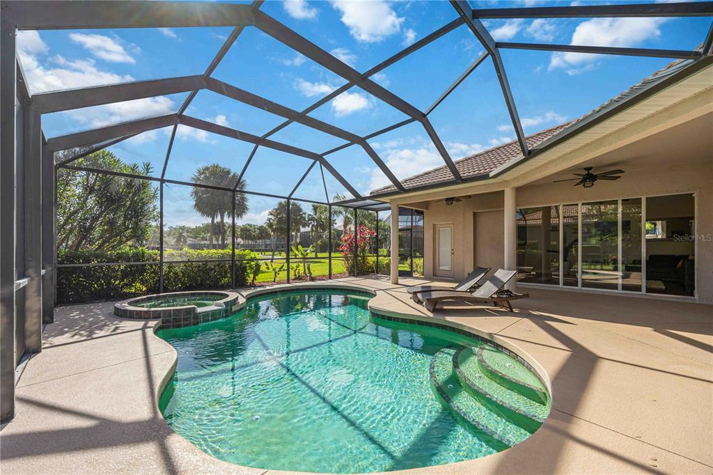 Bradenton, Florida, 34212, United States, 4 Bedrooms Bedrooms, ,3 BathroomsBathrooms,Residential,For Sale,1942233