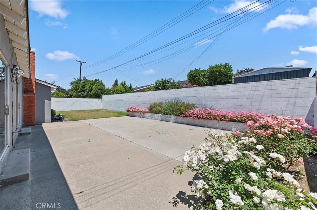 Pomona, California, 91767, United States, 4 Bedrooms Bedrooms, ,2 BathroomsBathrooms,Residential,For Sale,1827977