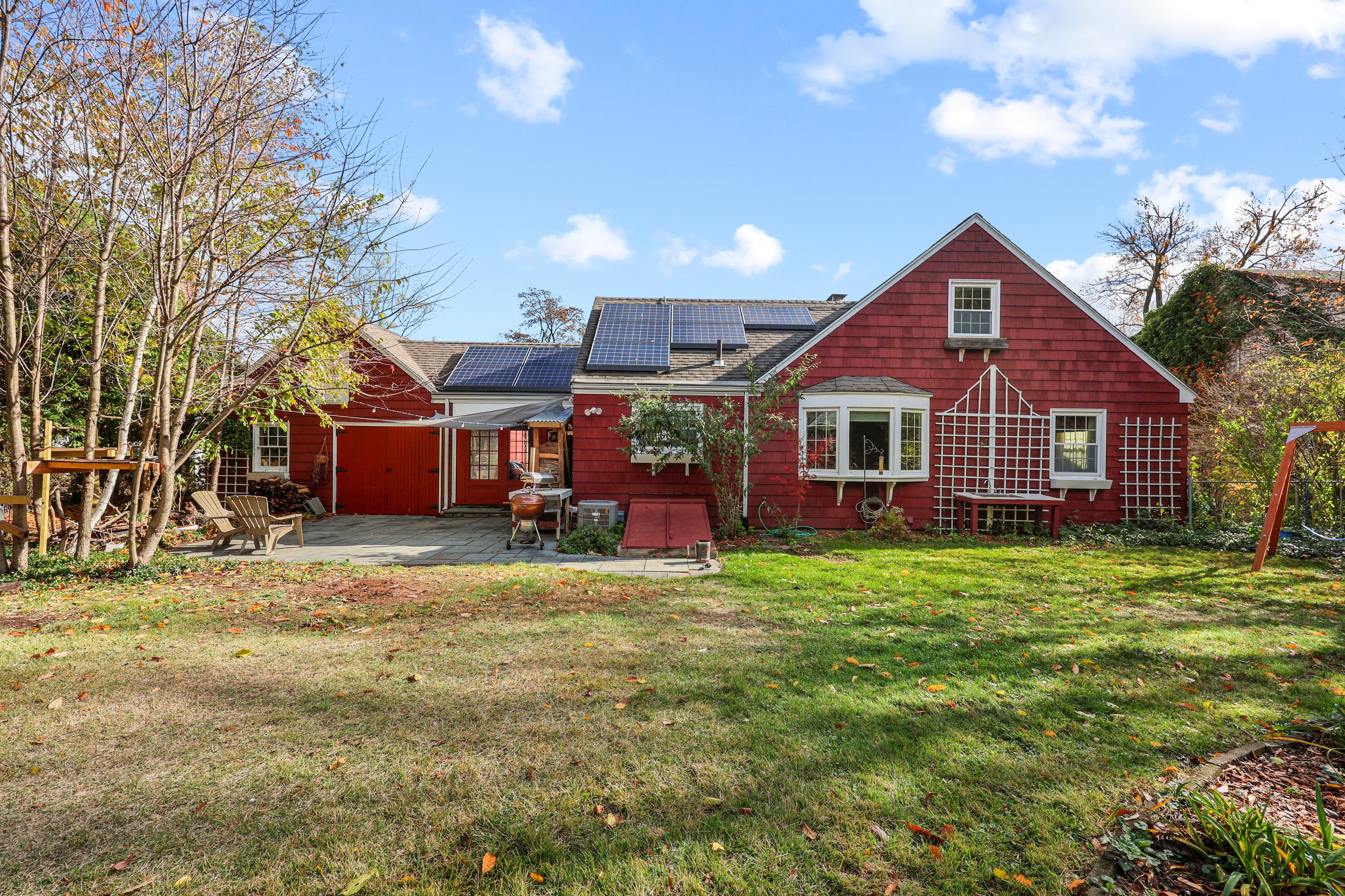 West Hartford, Connecticut, 06110, United States, 4 Bedrooms Bedrooms, ,2 BathroomsBathrooms,Residential,For Sale,1990757