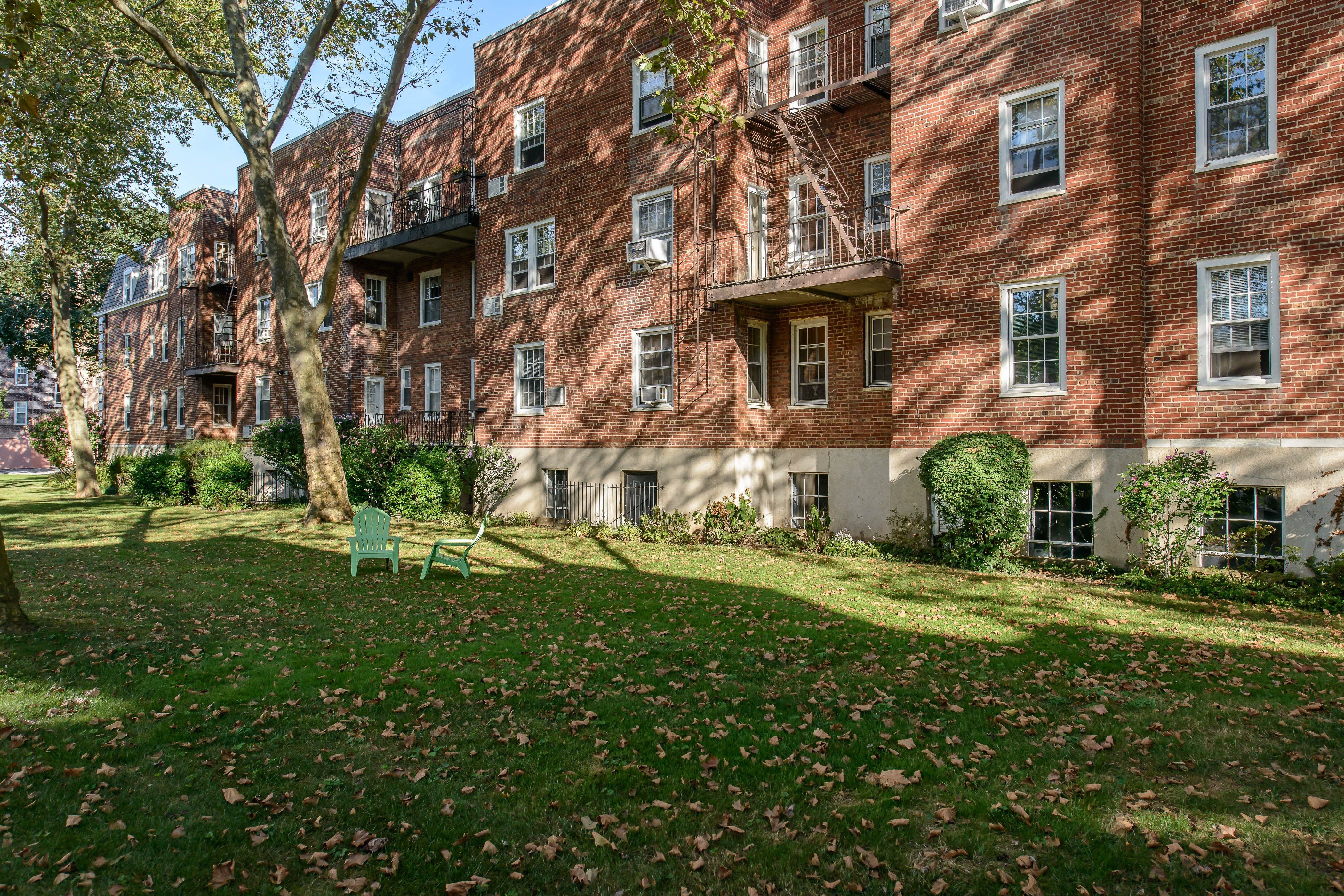  22 Hamilton Place, Garden City, NY, 11530 - 物件實景