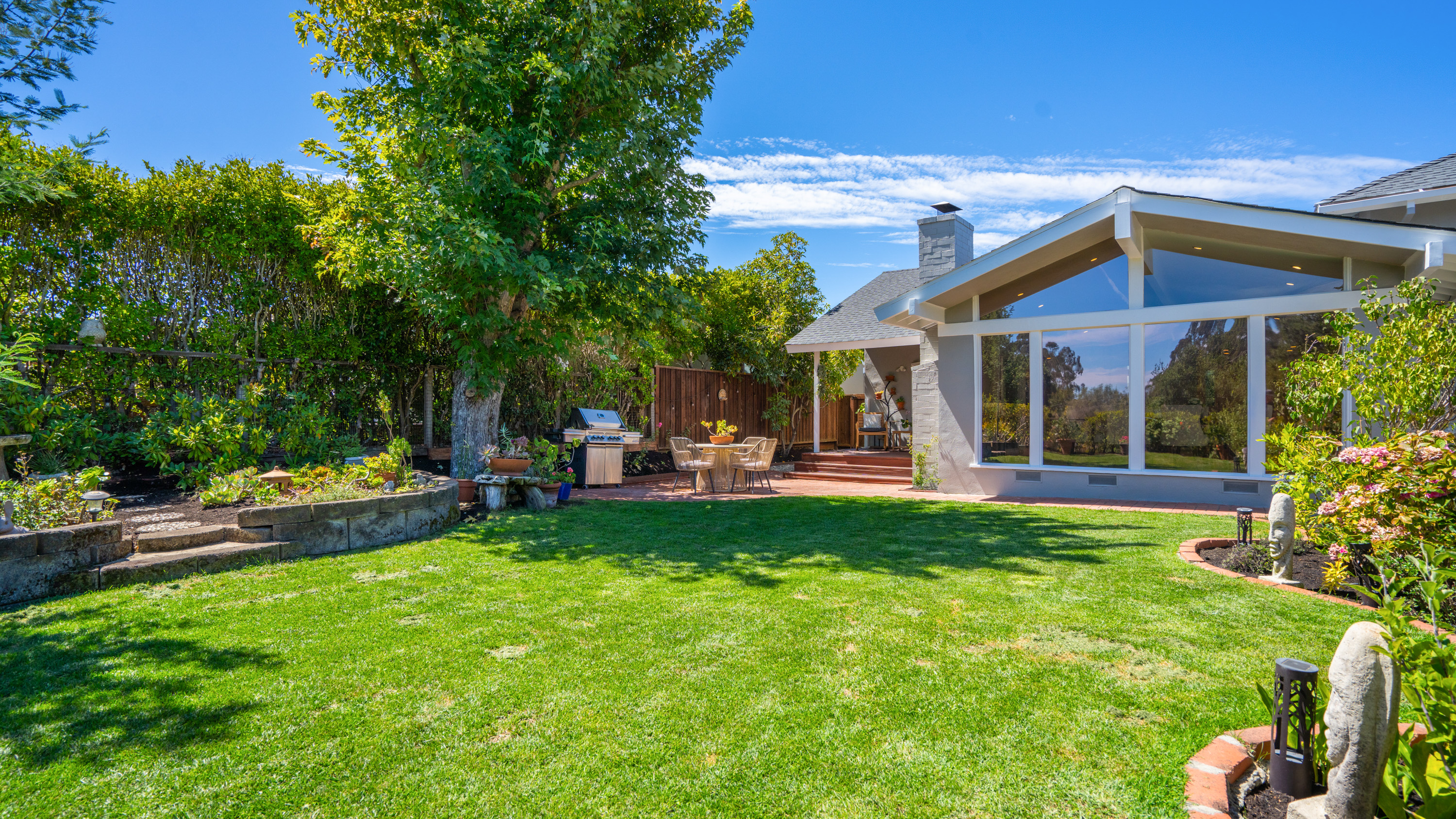  Effortless California Living with Space, Style and Views - 物件實景