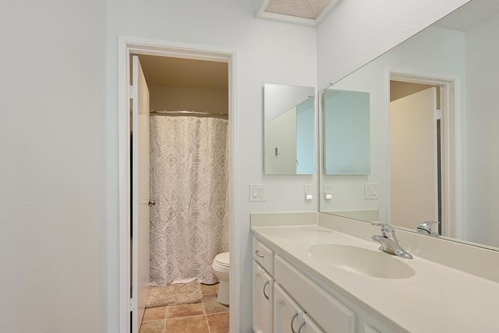 Santee, California, 92071, United States, 2 Bedrooms Bedrooms, ,2 BathroomsBathrooms,Residential,For Sale,1968611